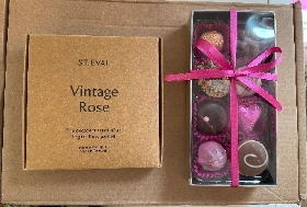 Vintage Rose and chocolate gift set